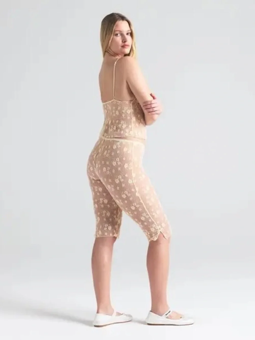 SKIMS Spring Intimates Capri - Picture 2 of 7